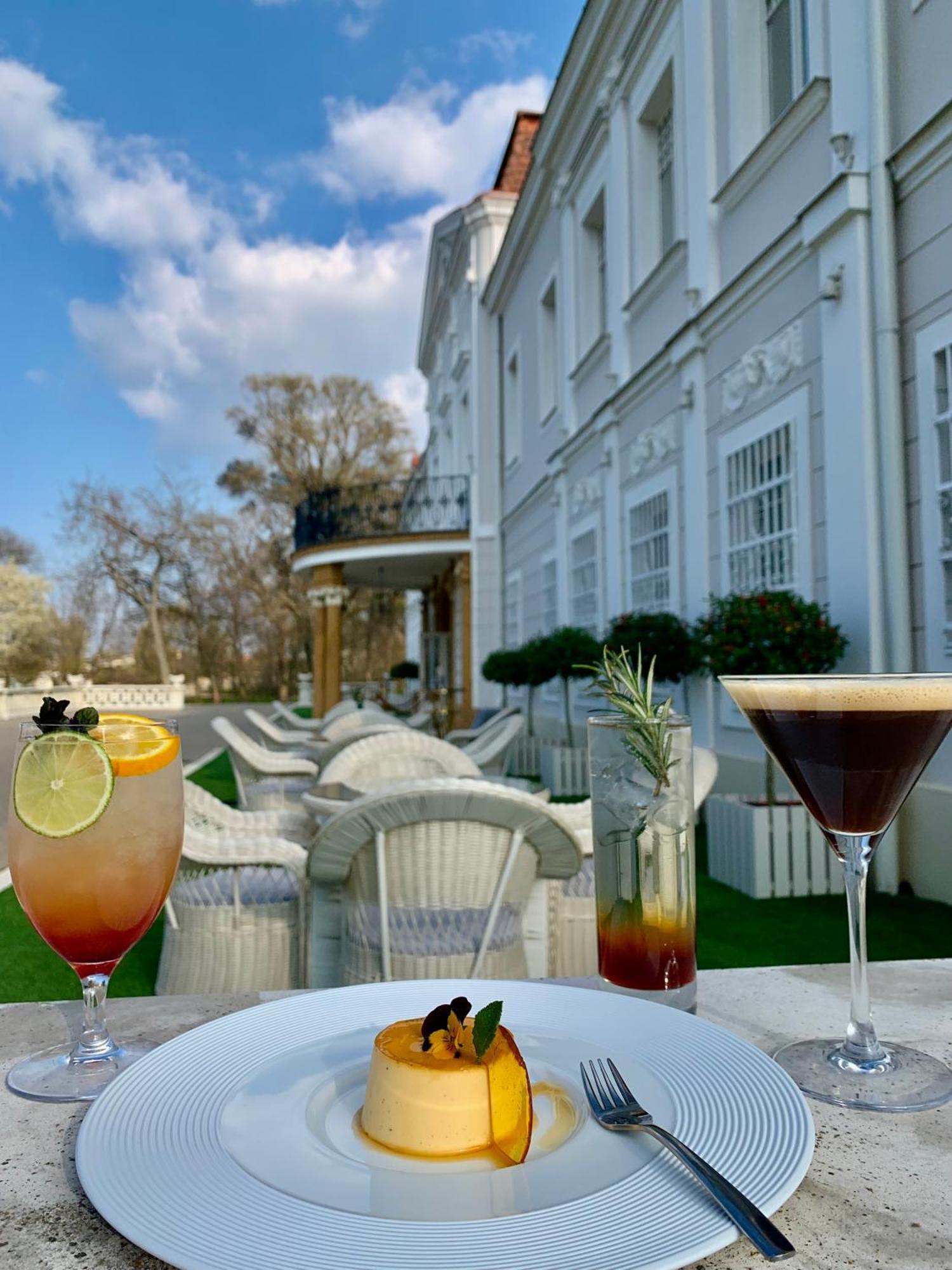 Art Hotel Kastiel Tomášov Εξωτερικό φωτογραφία