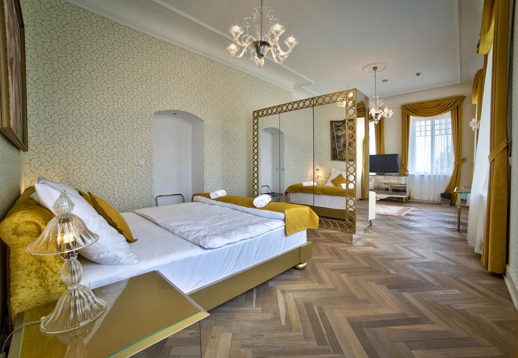 Art Hotel Kastiel Tomášov Εξωτερικό φωτογραφία